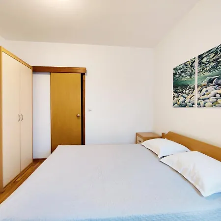 Spacious In Near Garden - 4 Min Appartement