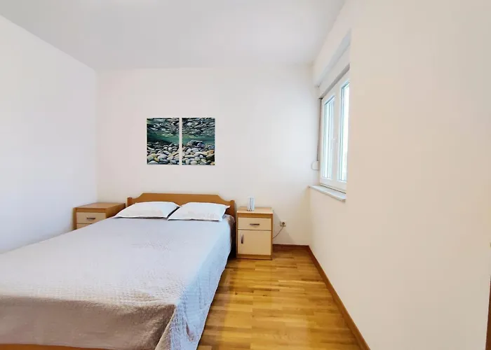 Spacious In Near Garden - 4 Min Appartement *