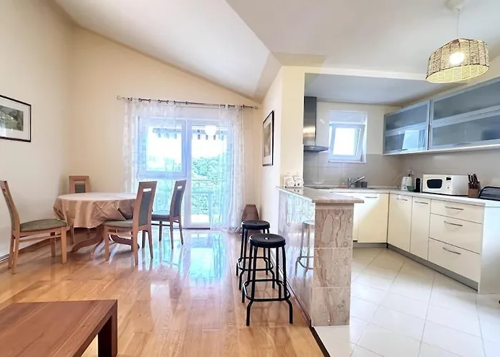 Spacious In Near Garden - 4 Min Appartement *